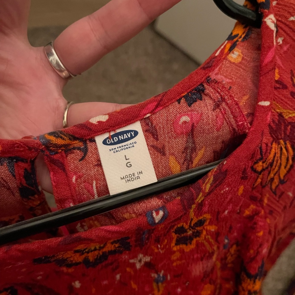 Old navy floral blouse top - Picture 3 of 3